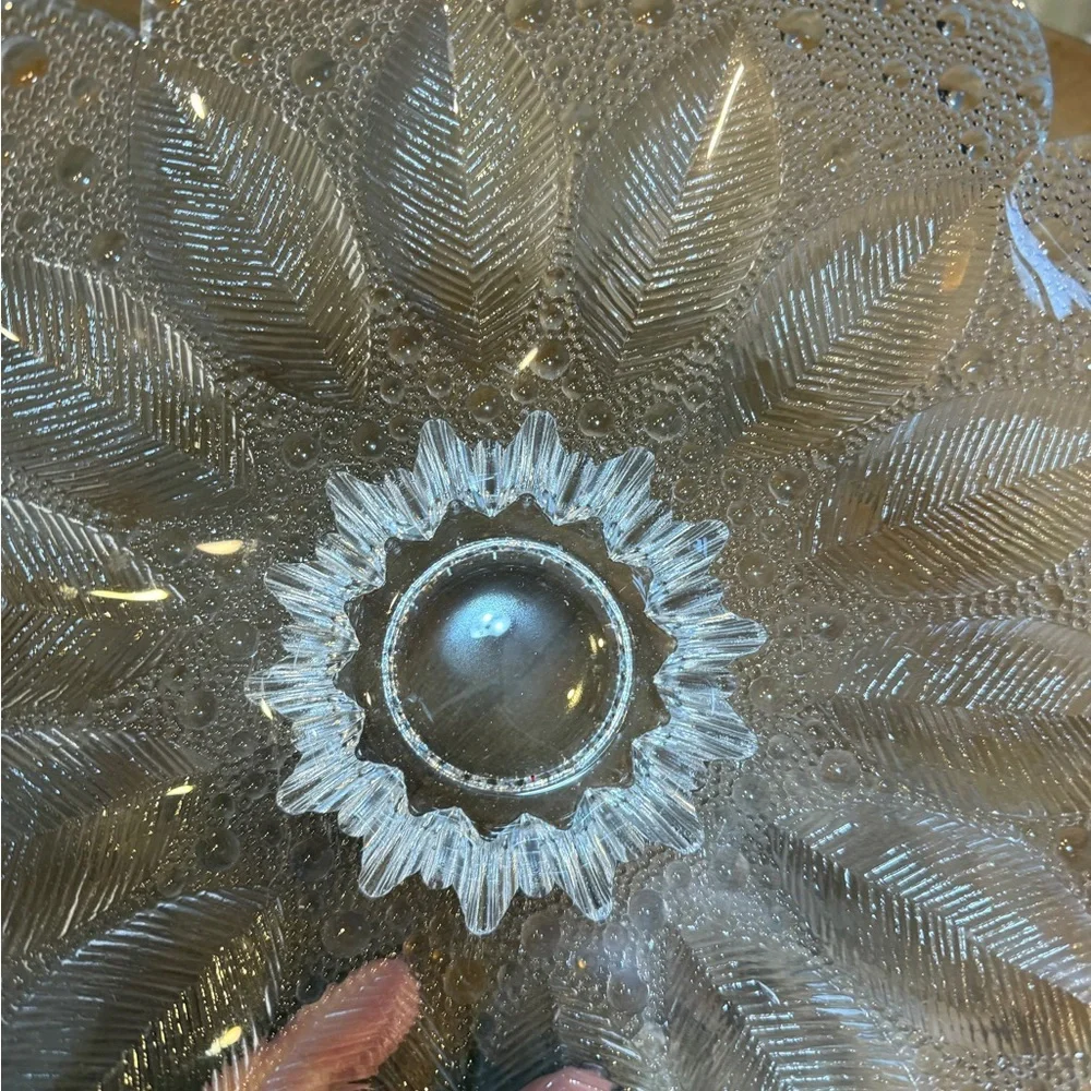 Vintage MCM E. Germany Lausitzer Dew Drop and Leaf Clear Glass Decorative Bowl